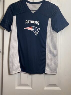 Deconstructed New England Patriots Navy & White Football Jersey